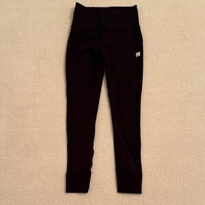 Vuori Womens Black Daily  Jogger Leggings